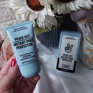 New Binb Peace out skincare instant pore perfector